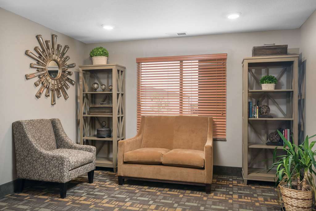 Americinn By Wyndham Hartford Wi Interior photo