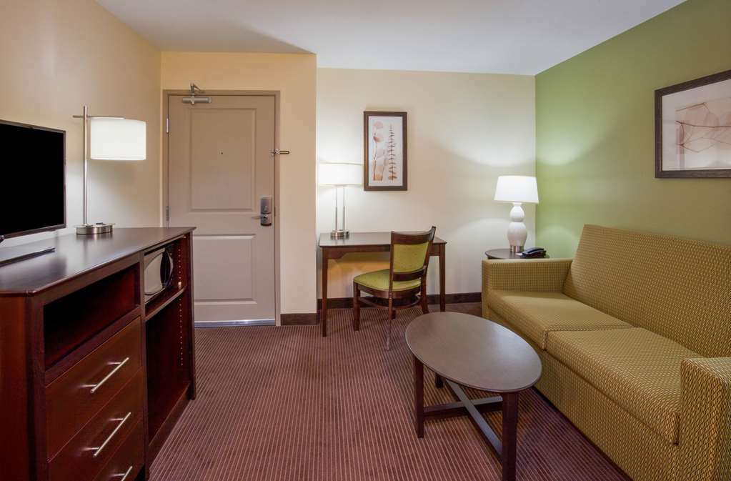 Americinn By Wyndham Hartford Wi Room photo